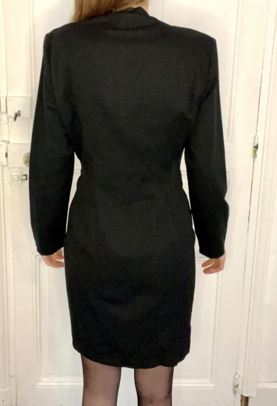 Robe noire t36 – Image 3